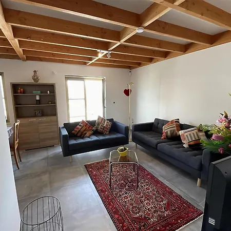 Charming Polder House With Garden בית נופש קוקסיידה