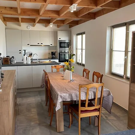 בית נופש Charming Polder House With Garden